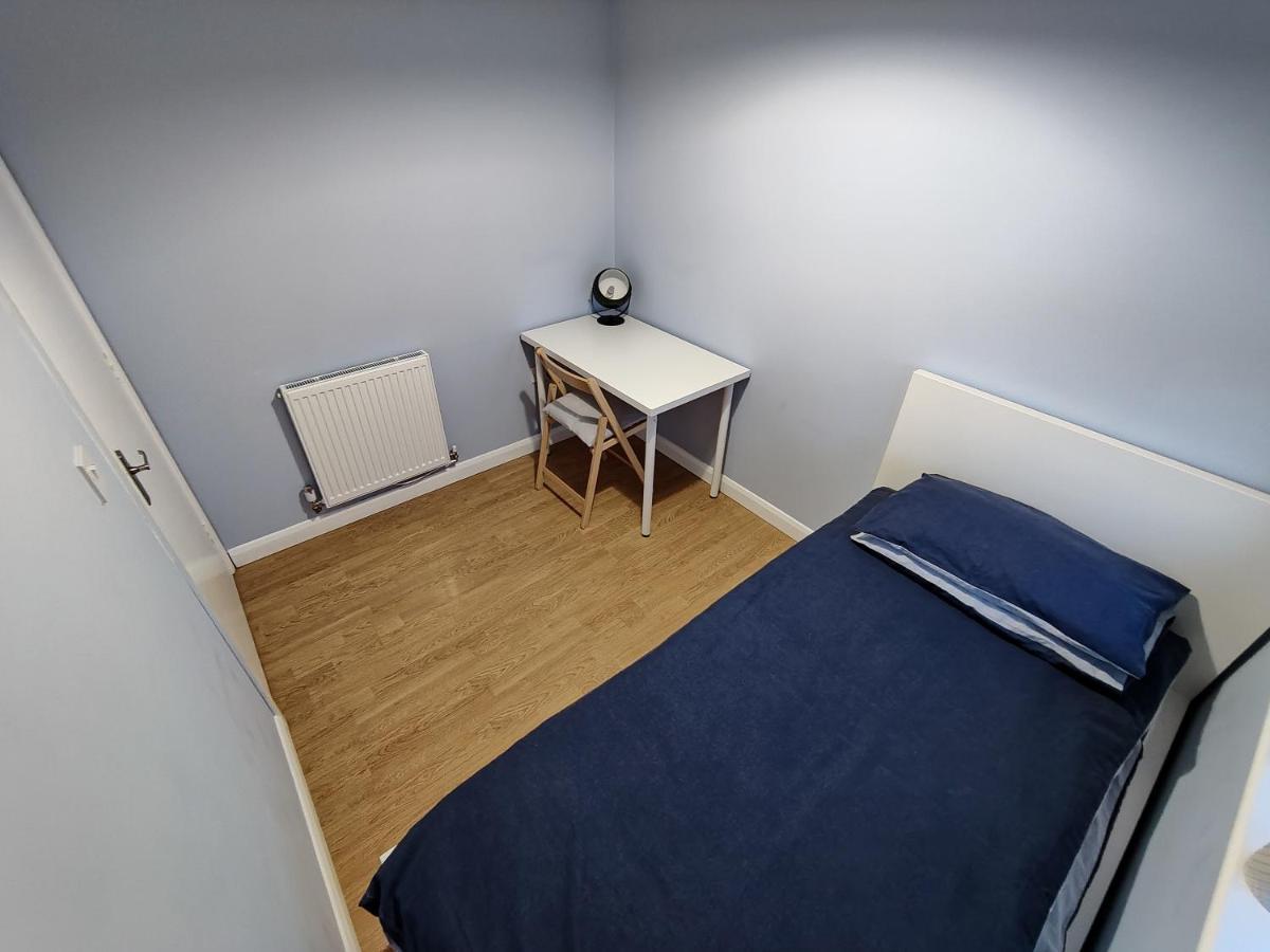 Joshua Court Single Room Stoke-on-Trent Buitenkant foto